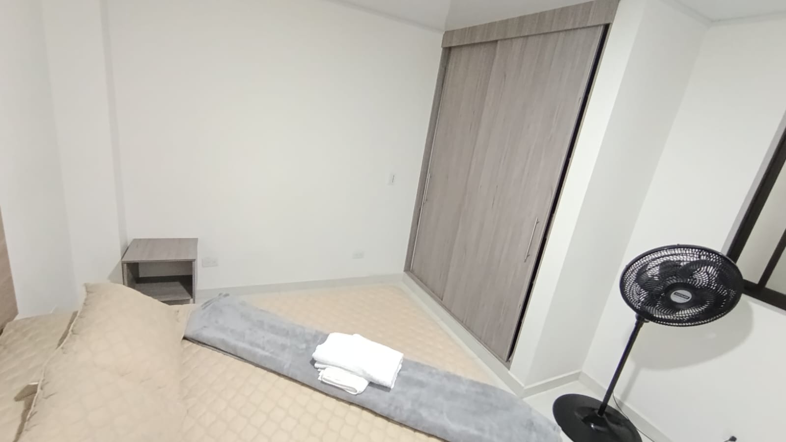 Apartamento en arriendo en Belén, Medellín · foto 9 de 11