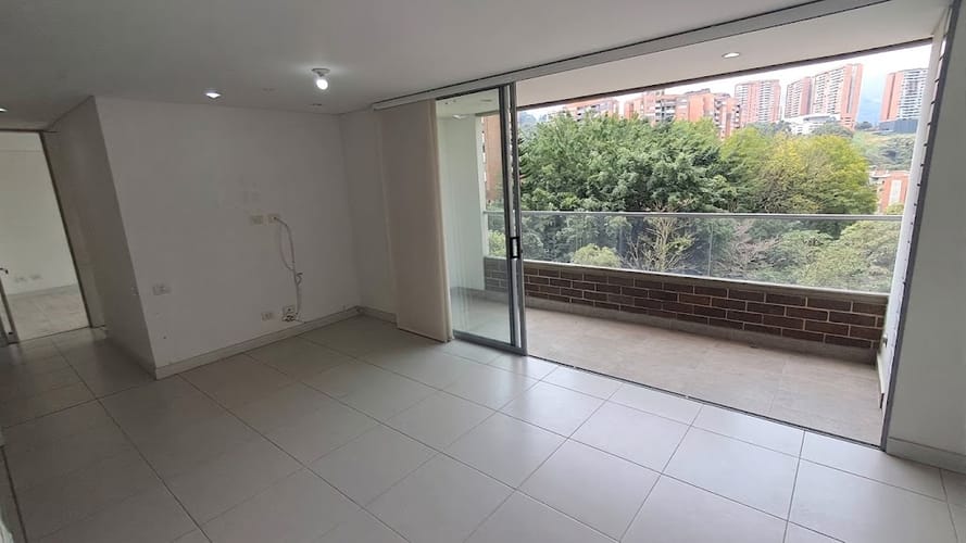 Apartamento de 2 alcobas en arriendo en Loma Del Esmeraldal, Envigado, 81 m² · foto 6 de 18