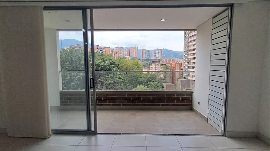 Apartamento de 2 alcobas en arriendo en Loma Del Esmeraldal, Envigado, 81 m² · foto 11 de 18