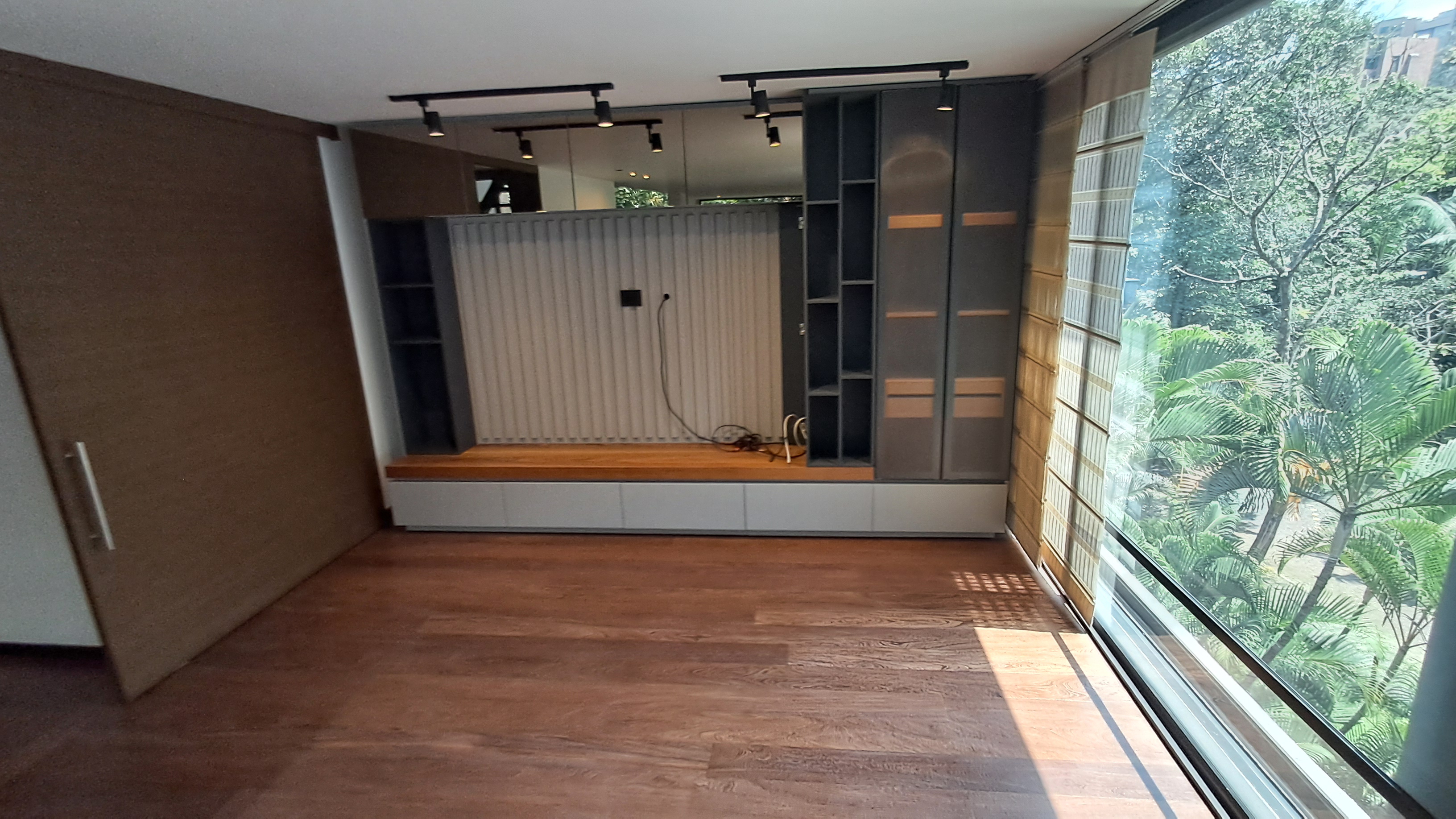 Apartamento en arriendo en El Poblado, Medellín · foto 7 de 19