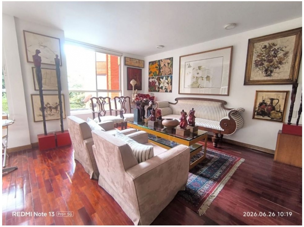 Apartamento en venta en El Poblado, Medellín · foto 5 de 24