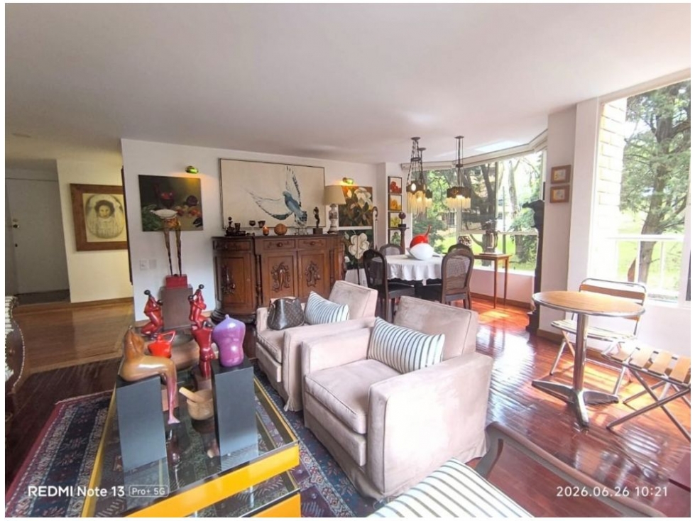 Apartamento en venta en El Poblado, Medellín · foto 6 de 24