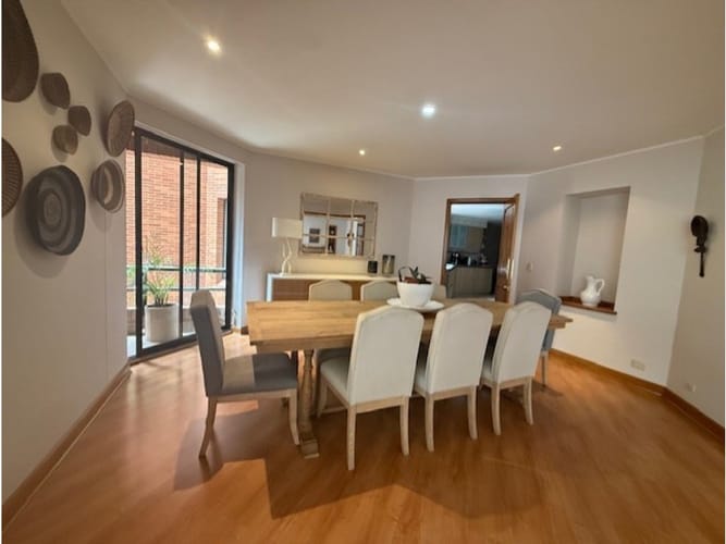 Apartamento de 3 alcobas en venta en La Cabrera, Bogotá, 353 m² · foto 6 de 17