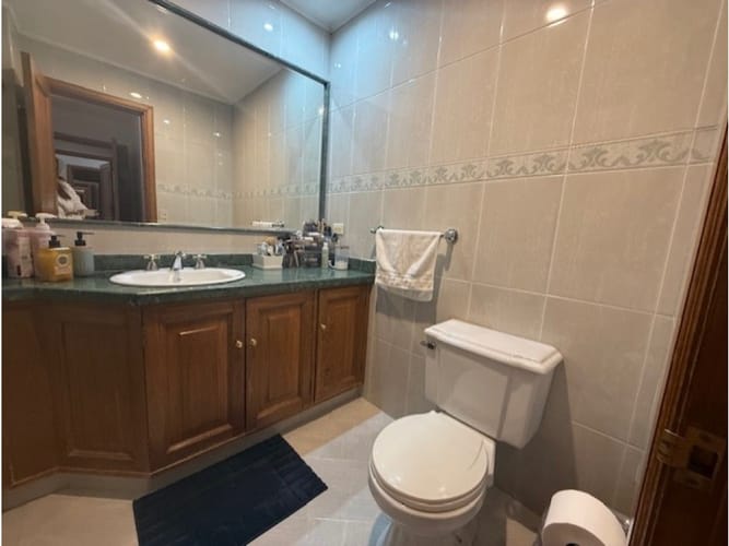 Apartamento de 3 alcobas en venta en La Cabrera, Bogotá, 353 m² · foto 16 de 17