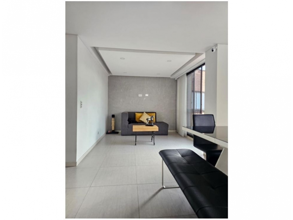 Apartamento en venta en El Poblado, Medellín · foto 6 de 24