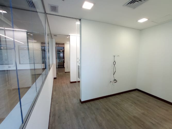 Local en arriendo en Los Balsos, Medellín, 203 m² · foto 9 de 9