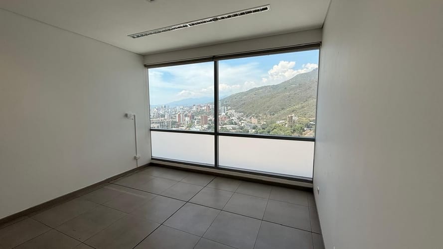 Oficina en arriendo en Chipichape, Cali, 38 m² · foto 11 de 24
