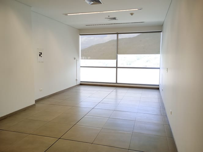 Oficina en arriendo en Chipichape, Cali, 38 m² · foto 5 de 24