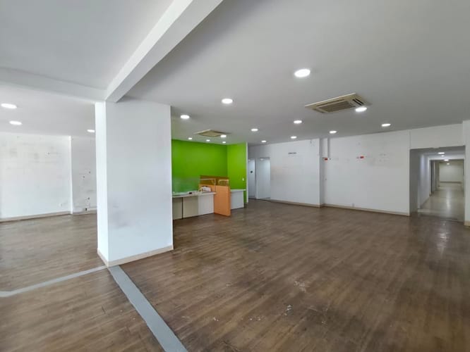 Local en arriendo en Sector Plaza De Bolivar, Pereira, 579 m² · foto 3 de 19