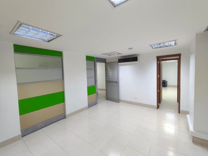 Local en arriendo en Sector Plaza De Bolivar, Pereira, 579 m² · foto 5 de 19
