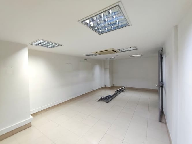 Local en arriendo en Sector Plaza De Bolivar, Pereira, 579 m² · foto 6 de 19