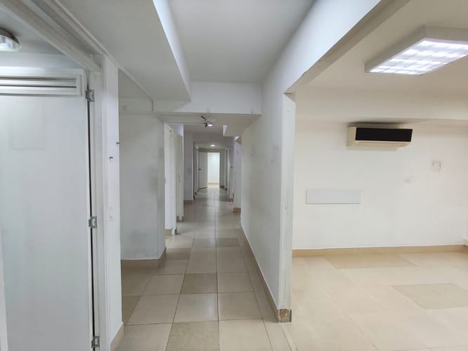 Local en arriendo en Sector Plaza De Bolivar, Pereira, 579 m² · foto 15 de 19