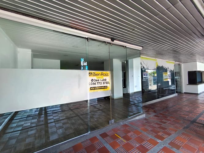 Local en arriendo en Sector Plaza De Bolivar, Pereira, 579 m² · foto 19 de 19