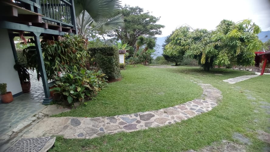 Finca en arriendo en Zarzal La Luz, Copacabana, 160 m² · foto 3 de 20