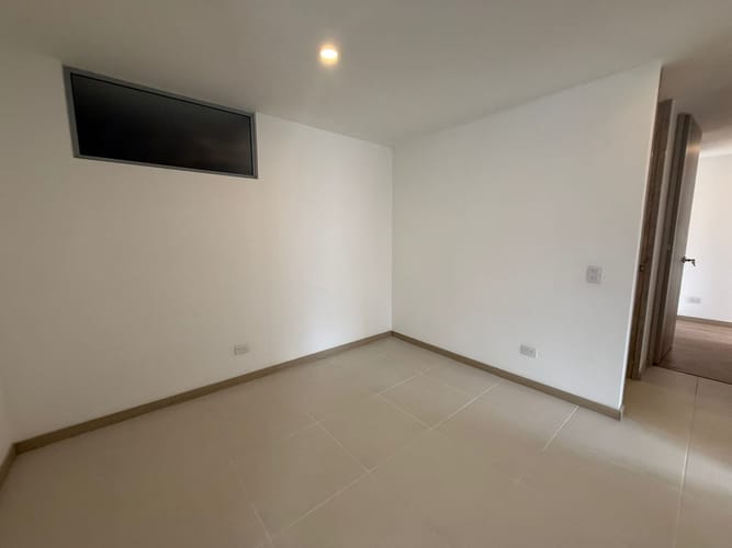 Apartamento de 3 alcobas en arriendo en Villa Carlota, Medellín, 102 m² · foto 13 de 18