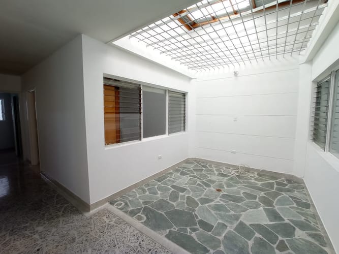 Local en arriendo en Lorena, Medellín, 210 m² · foto 11 de 13