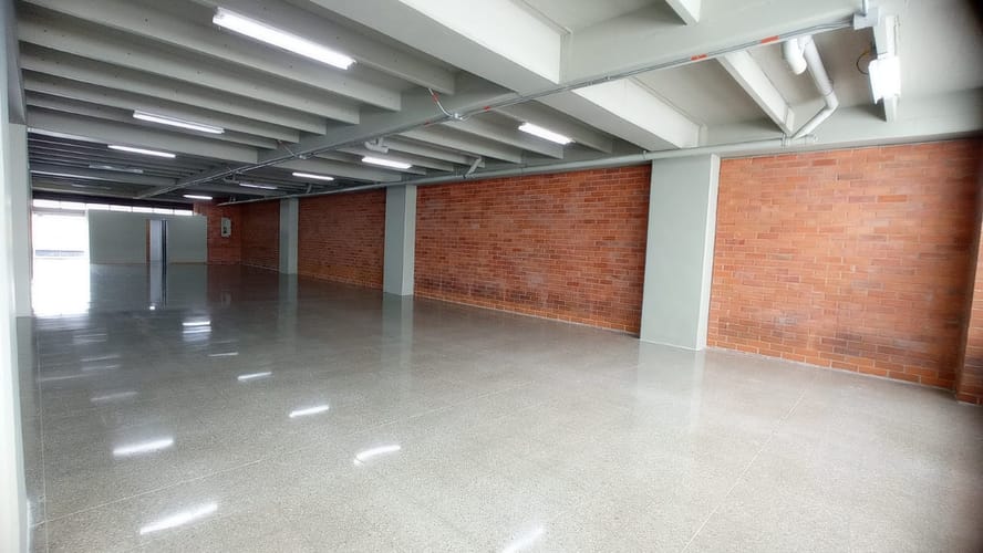 Local en arriendo en Santa Fe, Medellín, 231 m² · foto 4 de 5