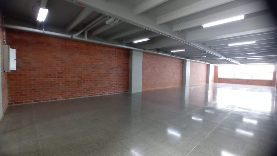Local en arriendo en Santa Fe, Medellín, 231 m² · foto 5 de 5