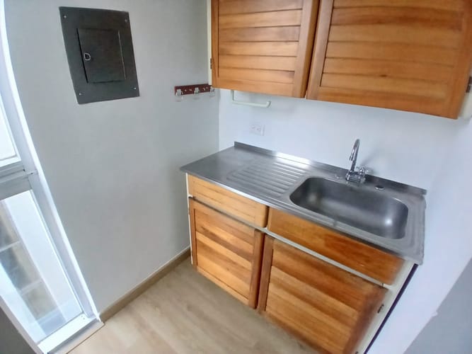 Oficina en arriendo en El Diamante No. 2, Medellín, 41 m² · foto 7 de 8