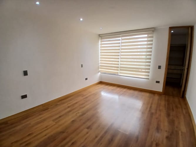 Apartamento de 3 alcobas en arriendo en Alejandría, Medellín, 135 m² · foto 2 de 10