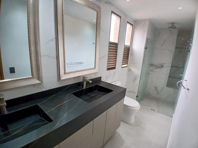 Apartamento de 3 alcobas en arriendo en Alejandría, Medellín, 135 m² · foto 3 de 10