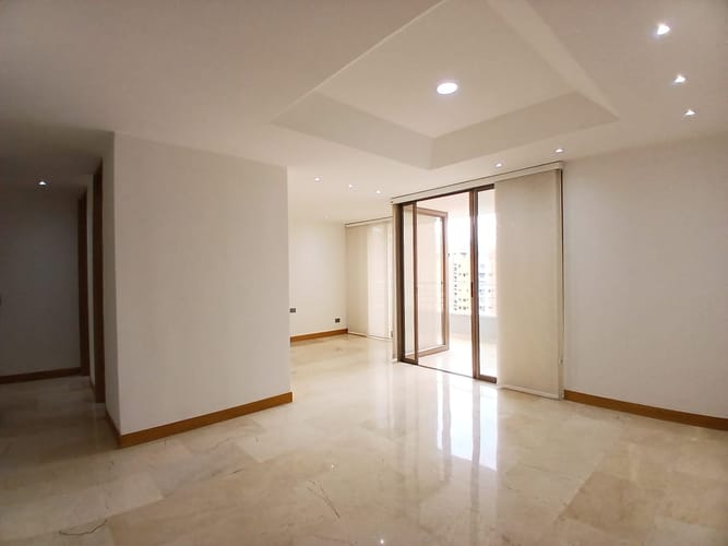 Apartamento de 3 alcobas en arriendo en Alejandría, Medellín, 135 m² · foto 5 de 10