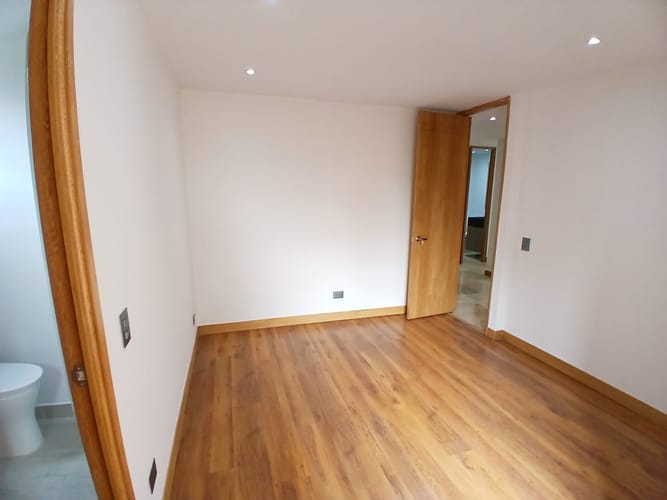 Apartamento de 3 alcobas en arriendo en Alejandría, Medellín, 135 m² · foto 7 de 10