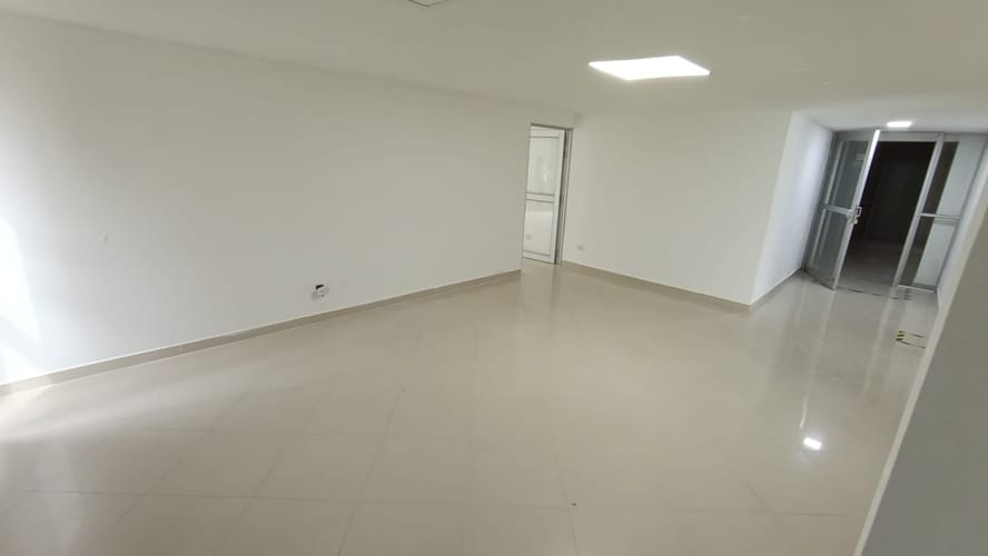 Oficina en arriendo en Suramericana, Medellín, 60 m² · foto 6 de 9