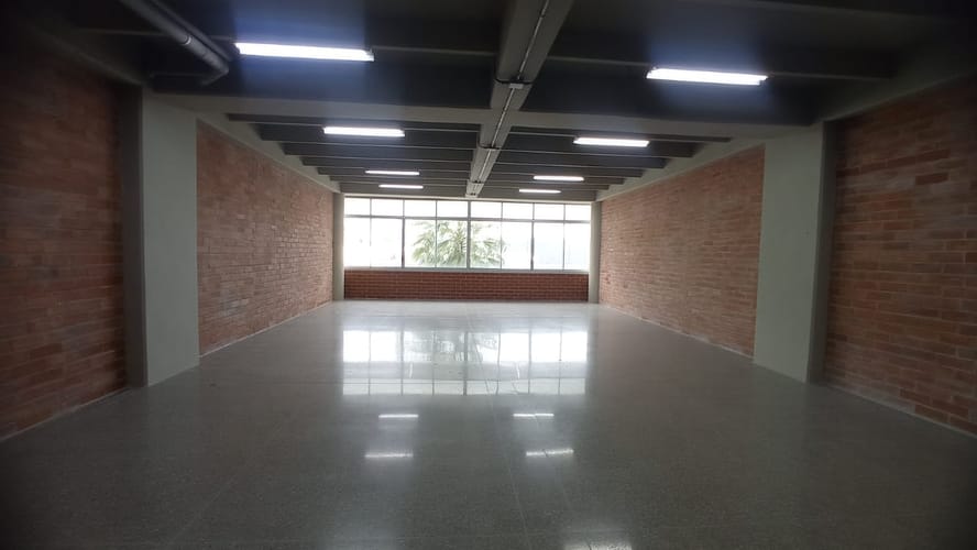 Local en arriendo en Shellmar, Medellín, 128 m² · foto 3 de 4