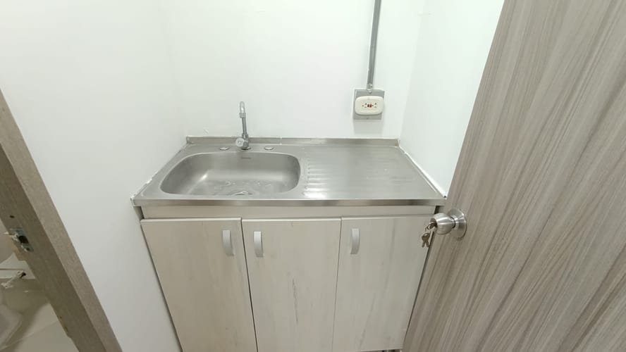Oficina en arriendo en Suramericana, Medellín, 60 m² · foto 9 de 9