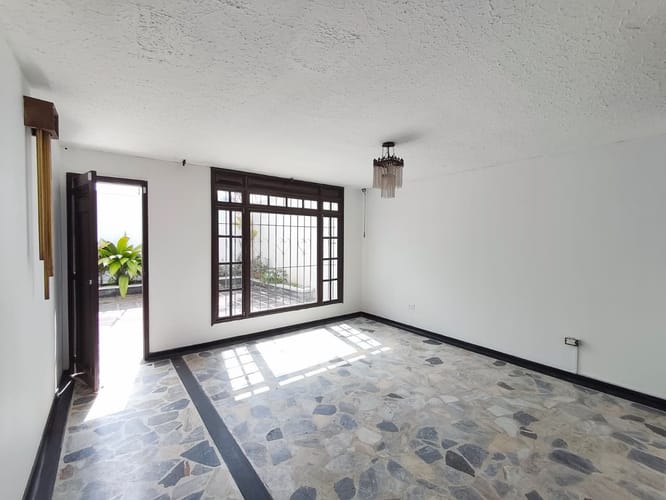 Local en arriendo en 30 De Agosto, Pereira, 286 m² · foto 2 de 19