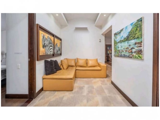 Apartamento de 4 alcobas en venta en Villa Carlota, Medellín, 137 m² · foto 4 de 22