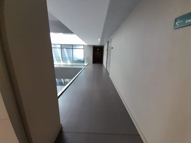 Oficina en arriendo en Altos Del Poblado, Medellín, 36 m² · foto 11 de 12