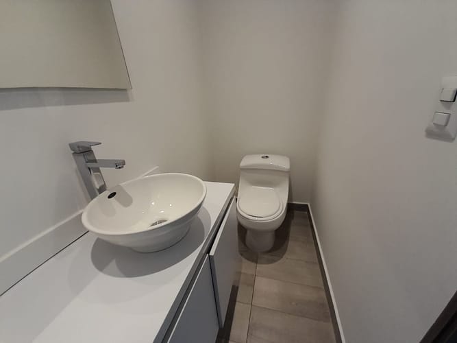 Oficina en arriendo en Altos Del Poblado, Medellín, 36 m² · foto 12 de 12