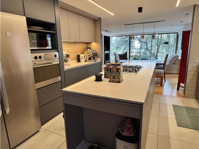 Apartamento de 2 alcobas en arriendo en El Virrey, Bogotá, 105 m² · foto 8 de 14