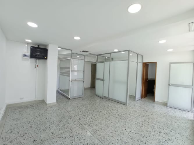 Oficina en arriendo en Santa María De Los Ángeles, Medellín, 51 m² · foto 4 de 5
