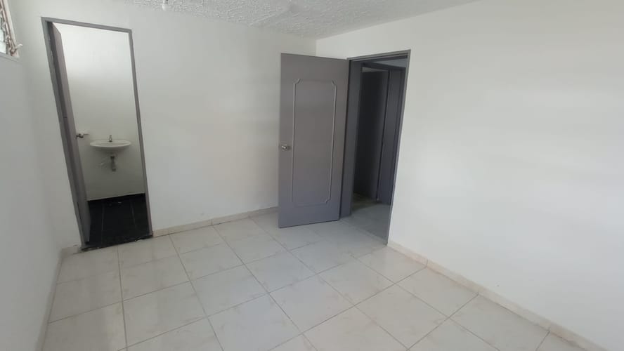 Local en arriendo en Las Acacias, Medellín, 325 m² · foto 5 de 18