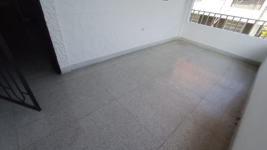 Local en arriendo en Las Acacias, Medellín, 325 m² · foto 9 de 18