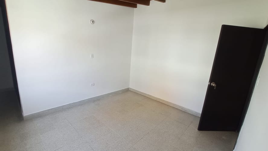 Local en arriendo en Las Acacias, Medellín, 325 m² · foto 11 de 18