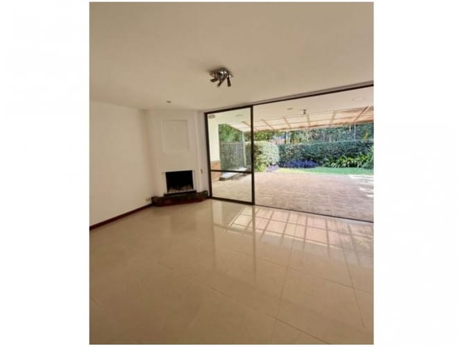 Apartamento de 3 alcobas en venta en Loma Del Esmeraldal, Envigado, 218 m² · foto 5 de 22