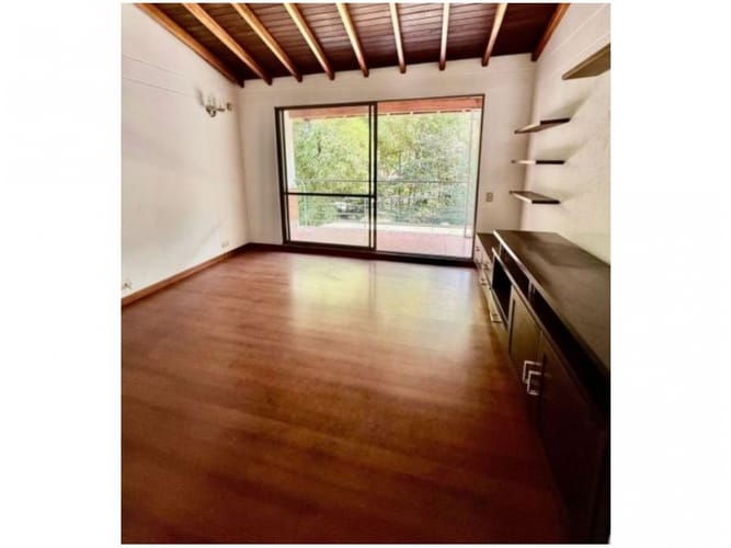 Apartamento de 3 alcobas en venta en Loma Del Esmeraldal, Envigado, 218 m² · foto 16 de 22