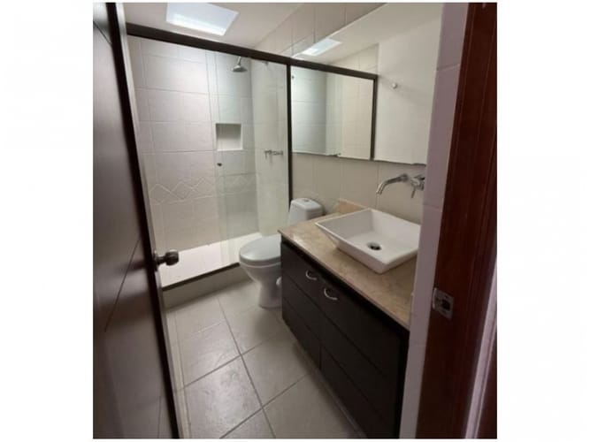 Apartamento de 3 alcobas en venta en Loma Del Esmeraldal, Envigado, 218 m² · foto 20 de 22