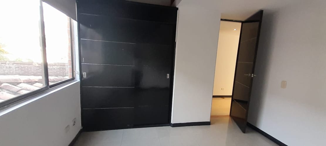 Apartamento de 3 alcobas en arriendo en Vía Las Palmas, Medellín, 160 m² · foto 6 de 11