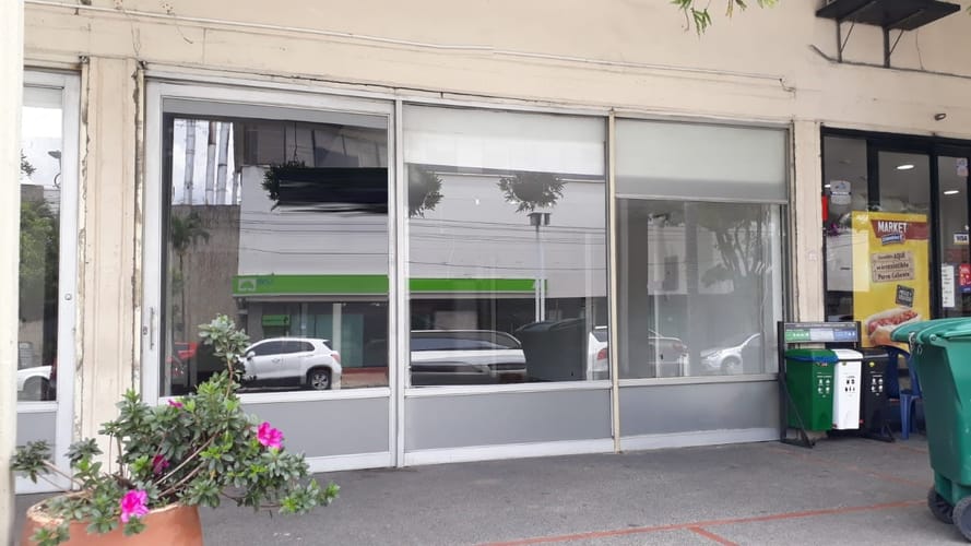 Local en arriendo en Las Vegas, Envigado, 238 m² · foto 2 de 4