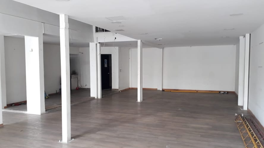 Local en arriendo en Las Vegas, Envigado, 238 m² · foto 3 de 4