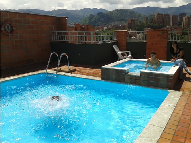 Apartamento de 3 alcobas en venta en Laureles, Medellín, 111 m² · foto 10 de 20