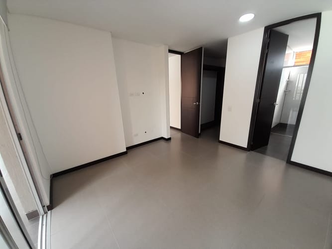 Apartamento de 2 alcobas en arriendo en Las Lomas, Medellín, 80 m² · foto 6 de 16