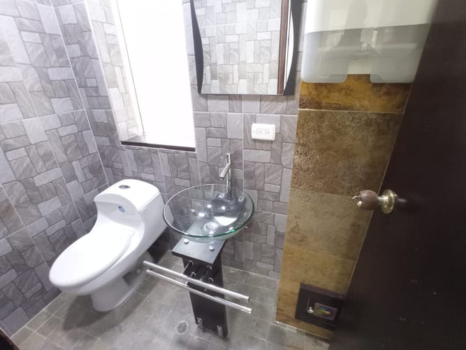 Oficina en arriendo en Santa María De Los Ángeles, Medellín, 55 m² · foto 9 de 10