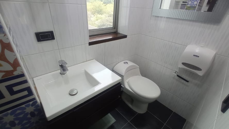 Oficina en arriendo en Santa María De Los Ángeles, Medellín, 56 m² · foto 9 de 9