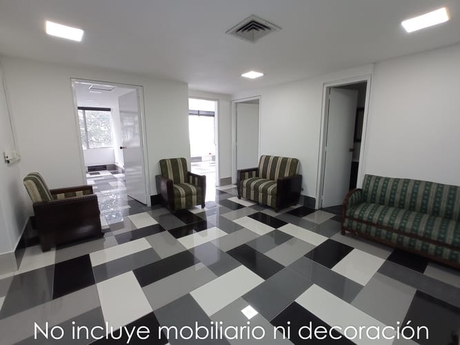 Oficina en arriendo en Santa María De Los Ángeles, Medellín, 123 m² · foto 3 de 7